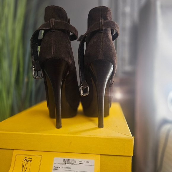 Fendi ankle booties - Picture 3 of 8